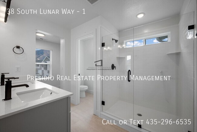 Building Photo - 38 S Lunar Wy