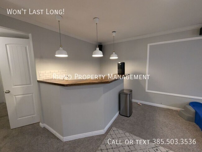 Building Photo - 3411 W Colony Cove
