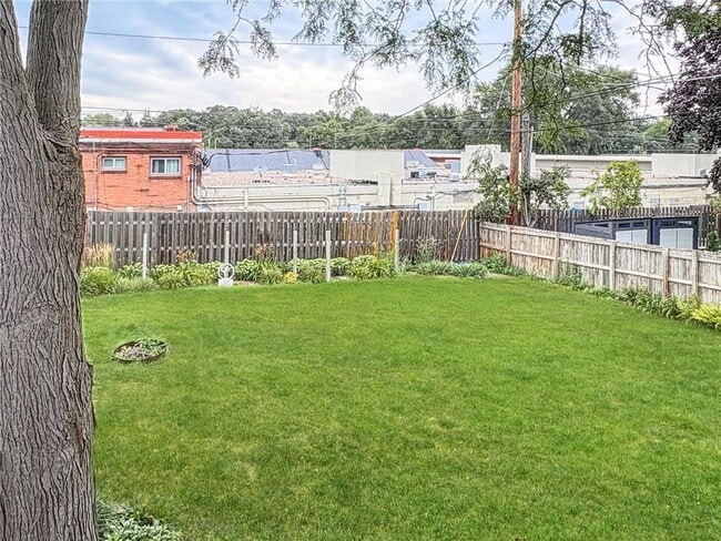 Building Photo - 7110 W 23rd St