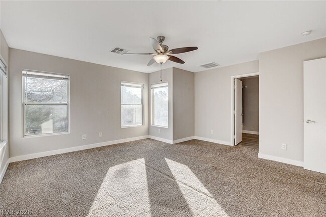 Building Photo - 3233 Brayton Mist