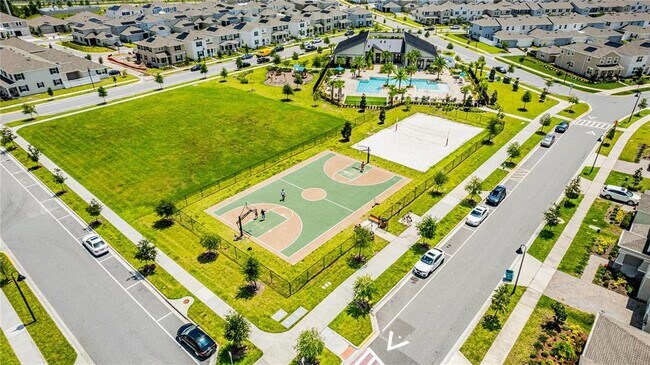 Building Photo - 12111 Imaginary Way