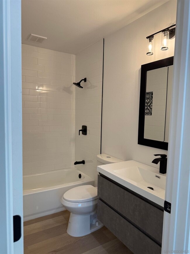 Building Photo - 664 Carefree Dr