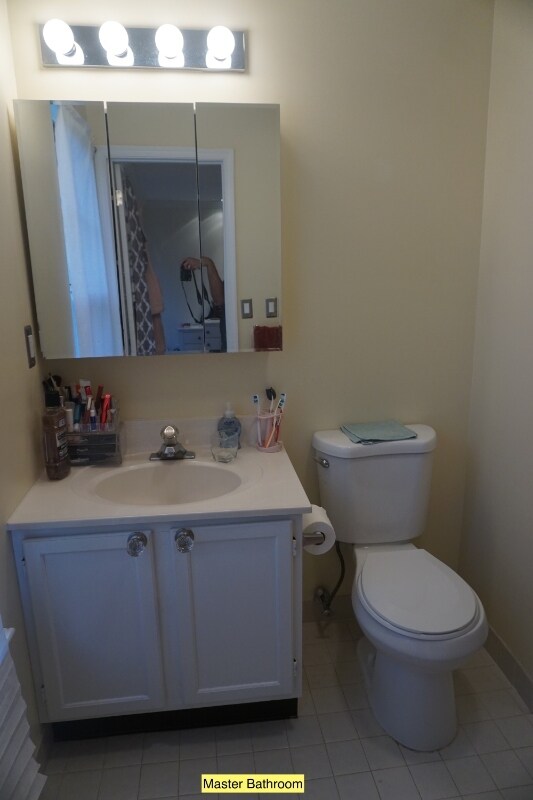 Building Photo - 10 Carlyle Ct