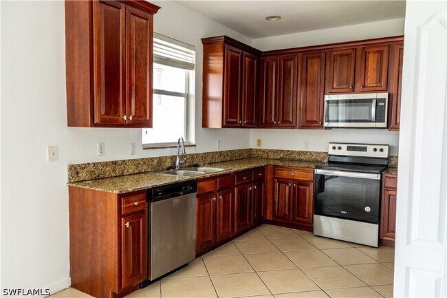 Building Photo - 7029 Ambrosia Ln