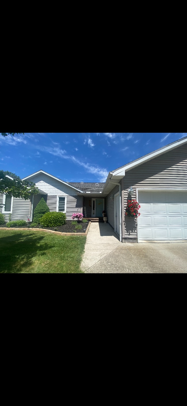 Building Photo - 3516 W Wackerly St