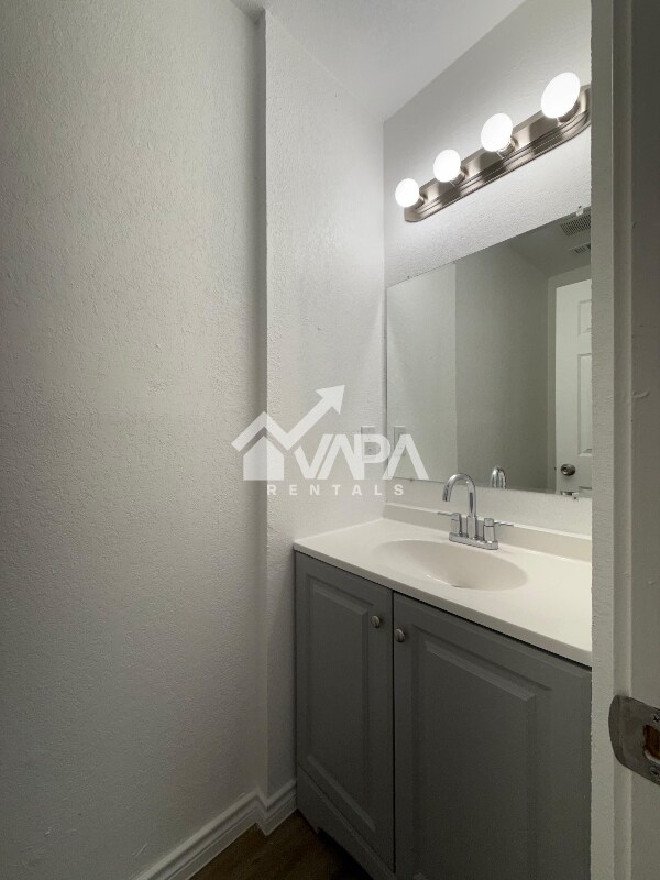 Building Photo - 2606 Jade Hill