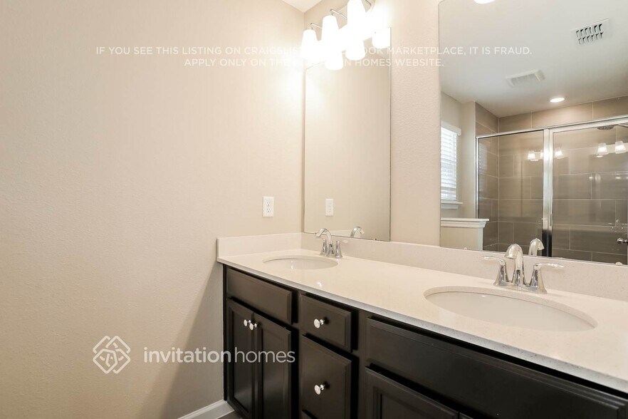 Building Photo - 223 Sweet Lemon Ln