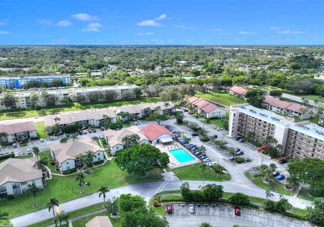 Building Photo - 7698 Tahiti Ln