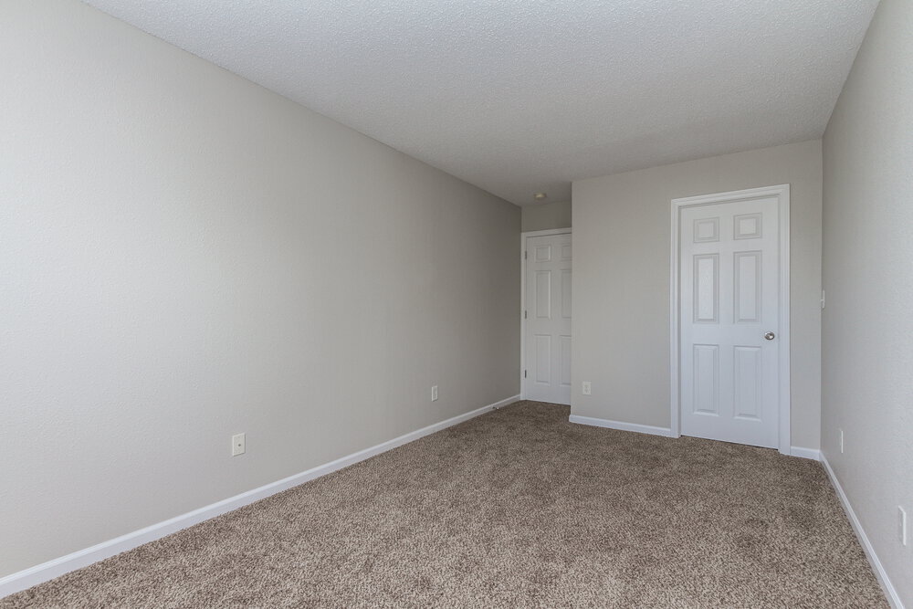 Building Photo - 5963 Liverpool Ln