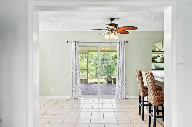 Building Photo - 1302 Georgetowne Cir