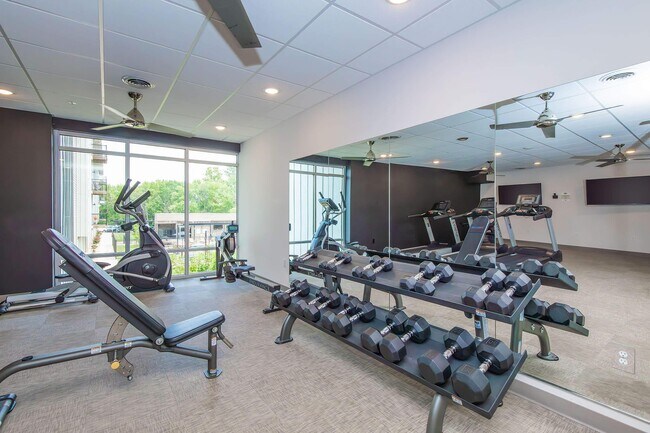 Building Photo - 2621 S Jefferson Ave