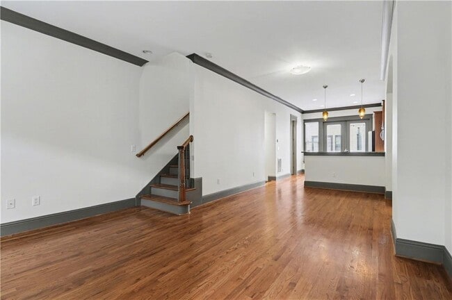 Building Photo - 4657 Magnolia Commons