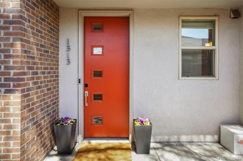 Building Photo - 1313 Jackson St