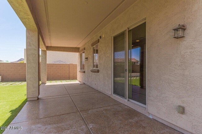 Building Photo - 5227 W Bent Tree Dr