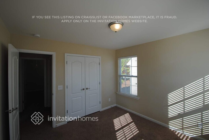 Building Photo - 13301 Eastfield Village Ln