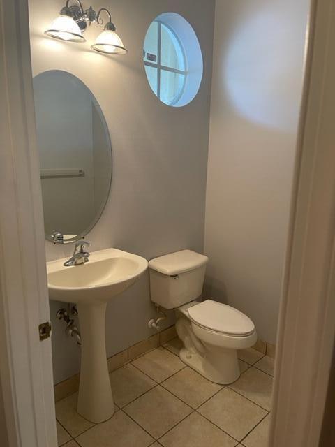 Building Photo - 2757 S Evergreen Cir