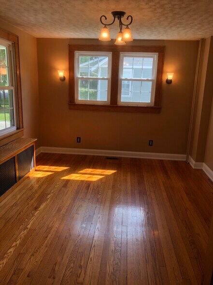 Dining Room - 645 Ellett Rd NE