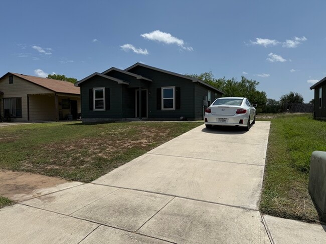 Building Photo - 330 Glenbrook