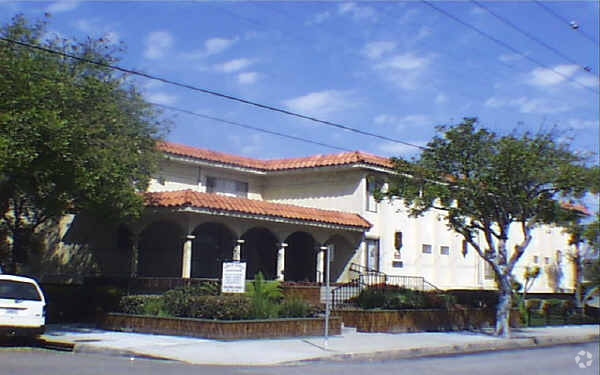 Building Photo - Monte Carlo Apartments