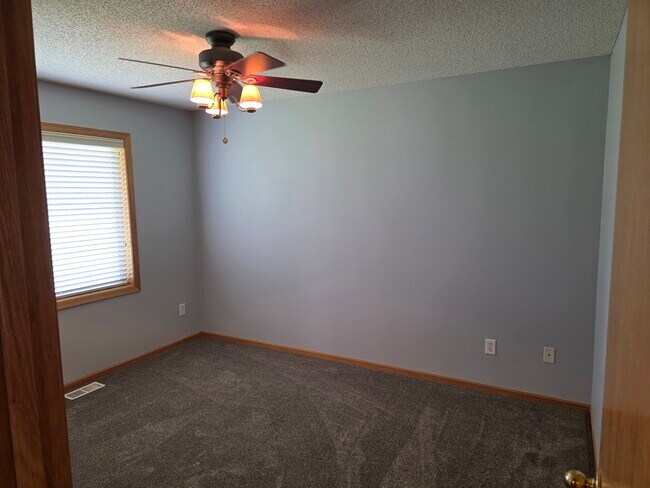 Bedroom #2 - 804 Ivy Ridge Ln