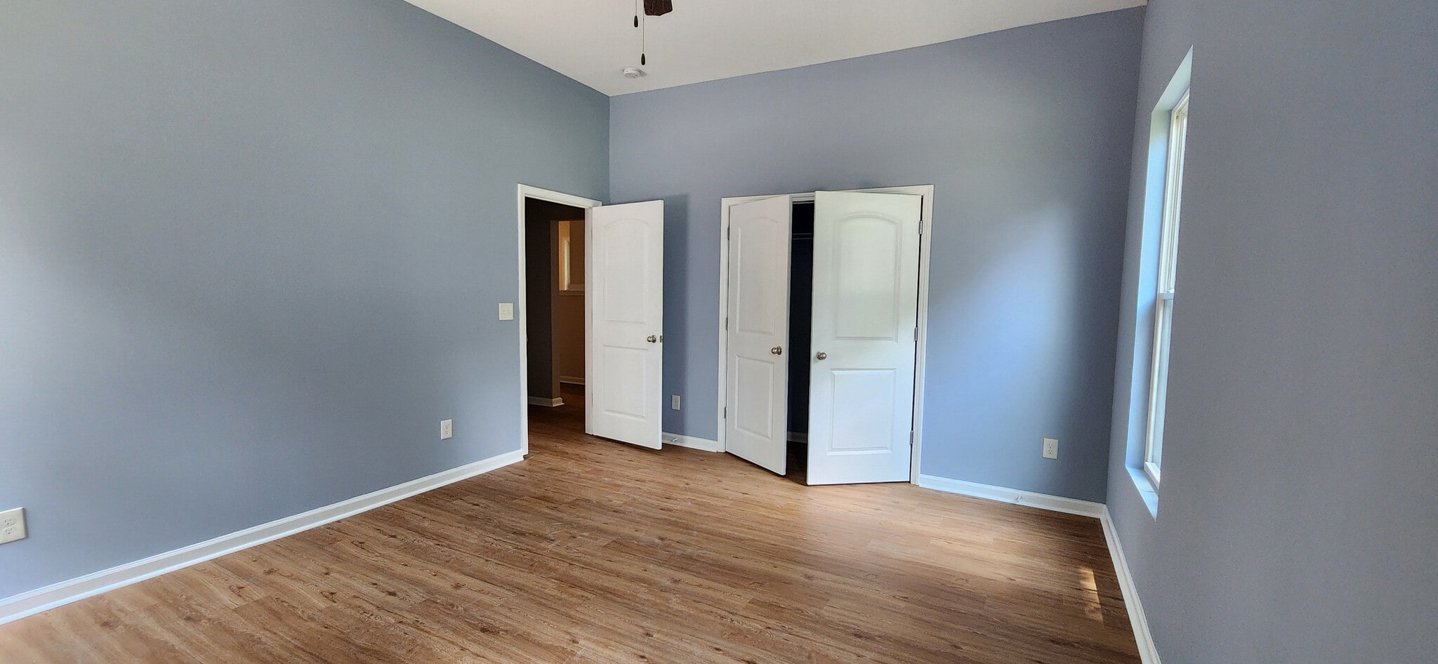 Building Photo - Room in Duplex on Bolton Rd NW