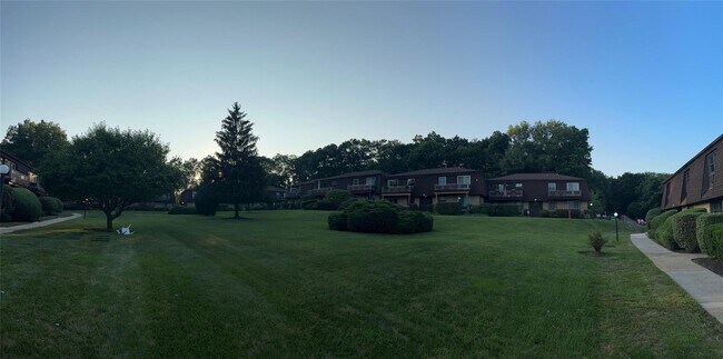Building Photo - 1 Germonds Village