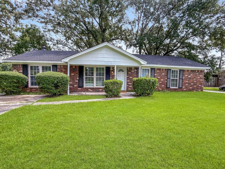 Building Photo - 1224 Crawford Way