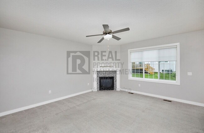 Building Photo - 9654 Turnpoint Dr
