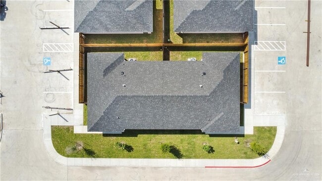 Building Photo - 19 Inspiration Rd