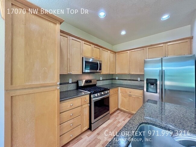 Building Photo - 17070 NW Broken Top Dr