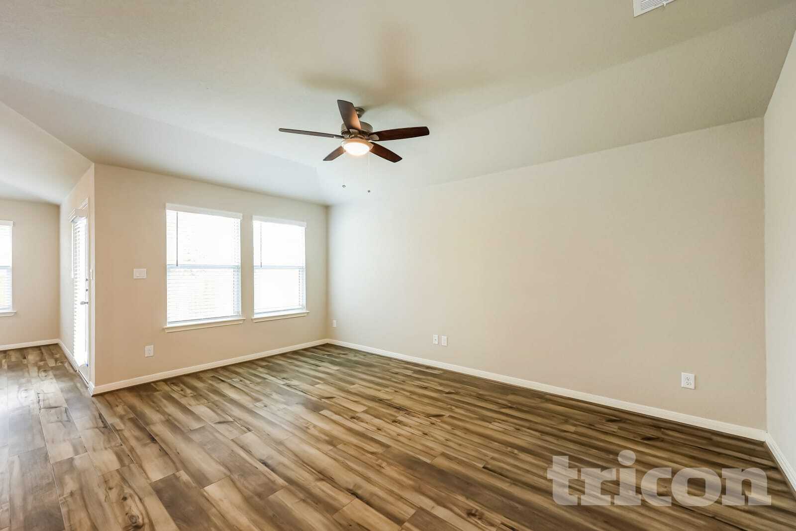 Building Photo - 5811 Zoey Wy