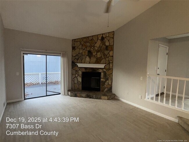 Building Photo - 7307 Bass Dr