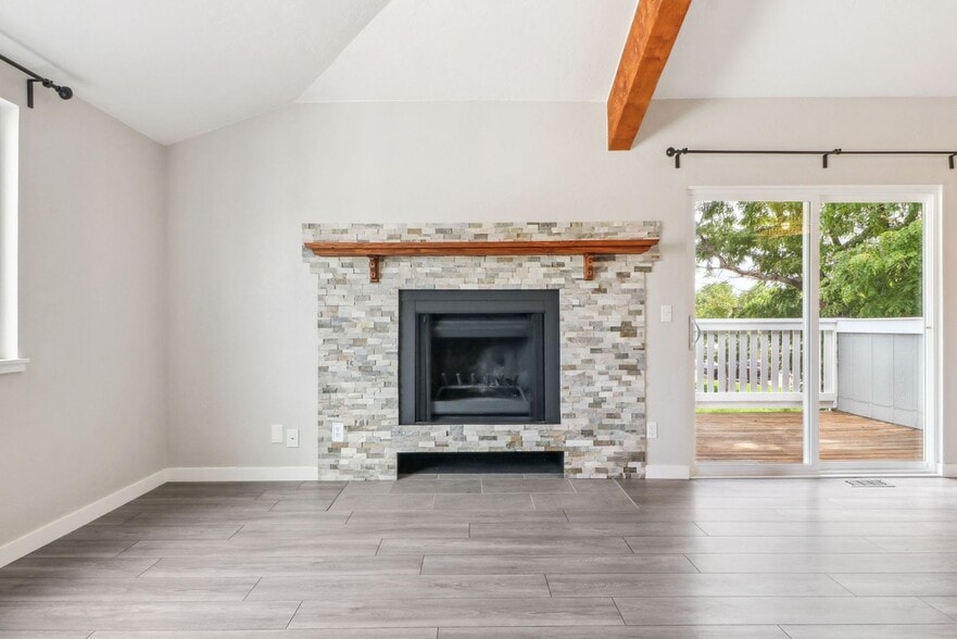 Building Photo - 1180 S Monaco St Pkwy