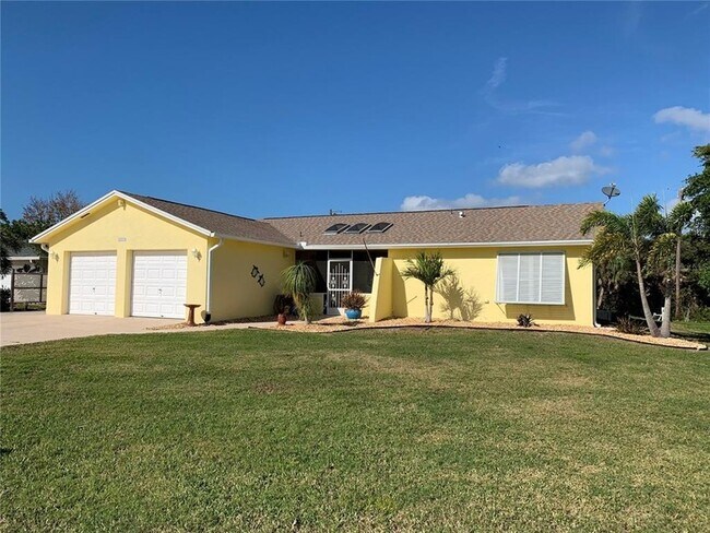 Primary Photo - 571 Bellaire Dr