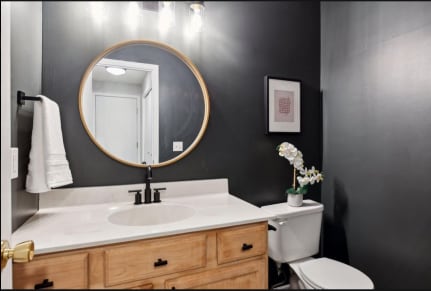 Building Photo - 1236 Crystal Pl E