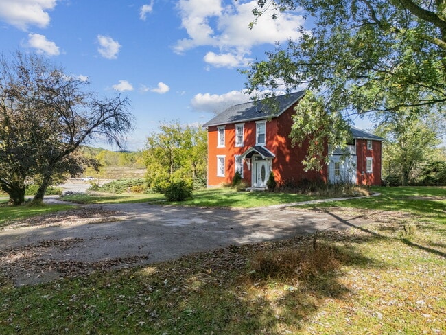 Building Photo - 8113 US-22