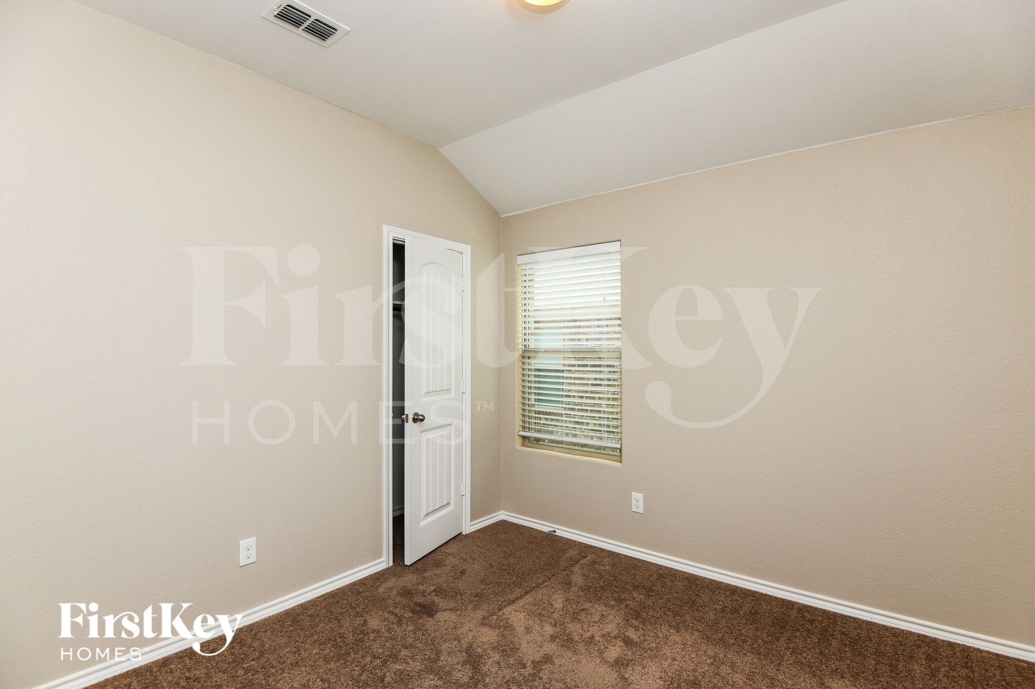 Building Photo - 5152 Grayson Ridge Dr
