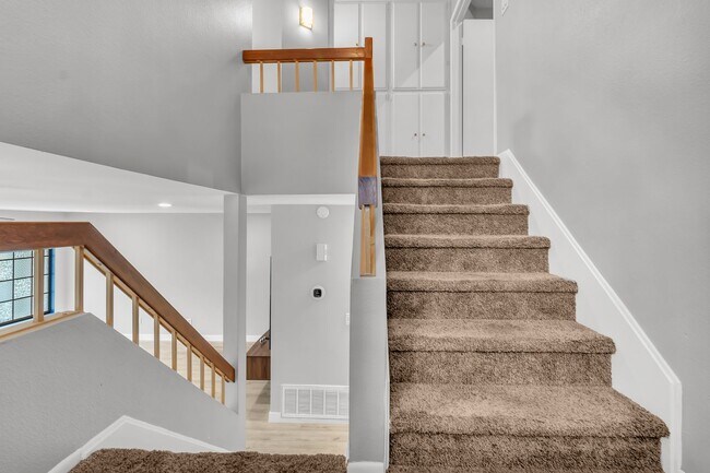 Building Photo - 3097 W Cheryllyn Ln