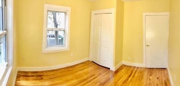 Building Photo - 265 Hyde Park Ave