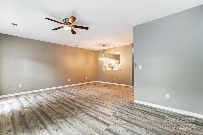 Building Photo - 6429 Mallard View Ln