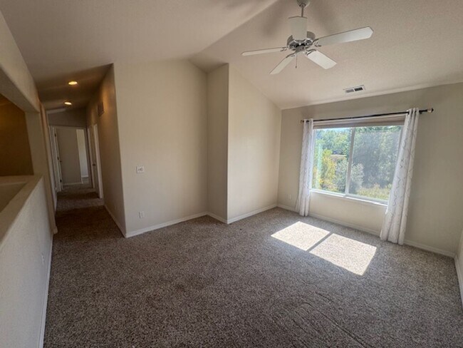 Building Photo - 3321 Chestnut Glen Ln