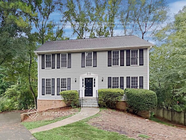 Building Photo - 611 Willow Ridge Dr NE