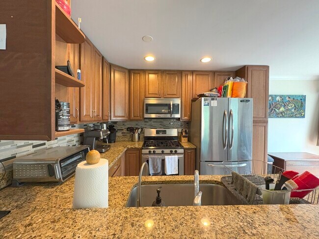 Building Photo - 1032 Inverrary Ln