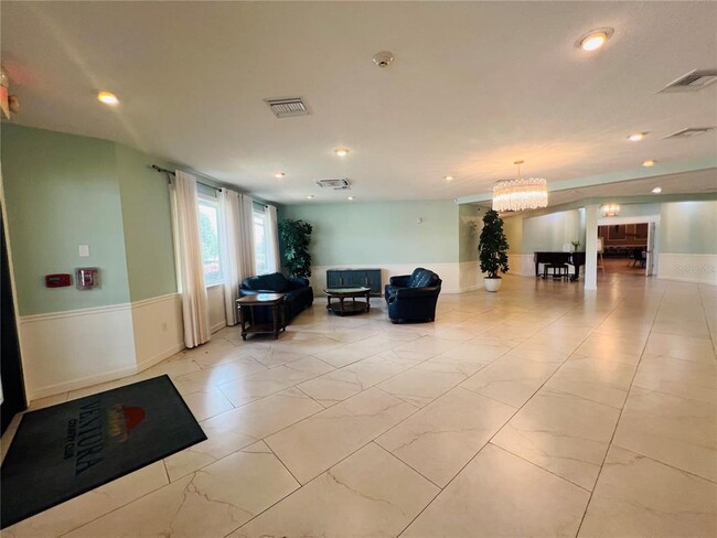 Building Photo - 4045 Atrium Dr