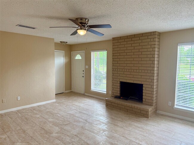 Building Photo - 5429 10th St