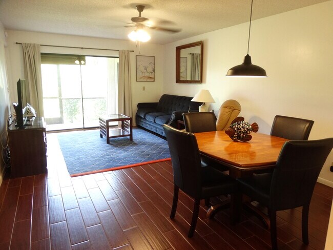 Building Photo - 4598 Lucerne Lakes Blvd E