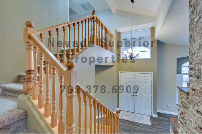 Building Photo - NW!!!  4 Bedrooms!!! Pool!! Spa!! Water Fa...