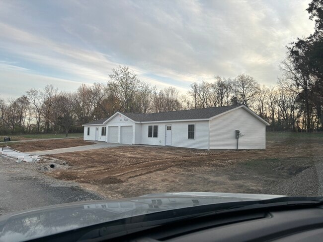 Building Photo - 11454 McFarland Ln