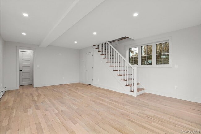 Building Photo - 260 Waccabuc Rd