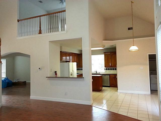 Building Photo - 3106 Kingsbury Dr